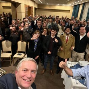 José Antonio Kast Instagram - Cerrado el día en la región de Coquimbo junto a nuestro candidato a gobernador @aguerrarepublicano, la presidenta regional @gloriaparedes.cl y candidatos a alcaldes, Cores y concejales 💪🇨🇱