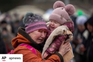 José Carlos Pereira Instagram - Feliz dia Internacional das mulheres. ❤️
Infelizmente este ano são muitas aquelas que sofrem por si, pelos seus, e sem culpa.
Que a nossa homenagem, força e solidariedade este ano vá para elas 🙏.
.
.
#women #ukraine #humanitariamcrisis #war #womensday #prayforukraine