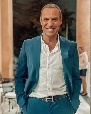 José Carlos Pereira Instagram - Jantar de Convívio @galdermaportugal . 💉🥼
Obrigado pelo convite.
Beijinhos a todos e uma noite feliz.
.
.
#seme22 #malaga #spain #aesthticmedicine #aesthetics #doctorlife #dinner #party #happy #goodnight