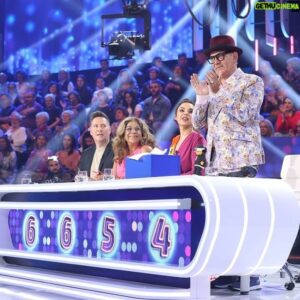 José Corbacho Instagram - Gracias por invitarme a jugar una noche más en ese patio de recreo tan maravilloso que es @tucaramesuena 

Primero, un beso a mi querido @angelllacer_oficial al que sustituí y que pronto va a estar dando guerra, o mejor dicho, dando amor. ♥️
Gracias a ese jurado maravilloso @carloslatre @chenoa y #Lolita por su cariño. ♥️♥️♥️
A @fuentes_manel y todo el equipazo técnico del programa. 
Y al pedazo casting de esta edición. @juanrabonet @_valros @soymiguellago @supremmedeluxe @raquelsanchezsilva @raoulvazquez @oficialconchita @davibusta @juliamedina BRAVO 👏🏽👏🏽👏🏽

FELIZ DE VOLVER A JUGAR CON VOSOTROS!
♥️♥️♥️
@atresmediacom 

Las fotos como siempre de @joseirun_fotografia 📷