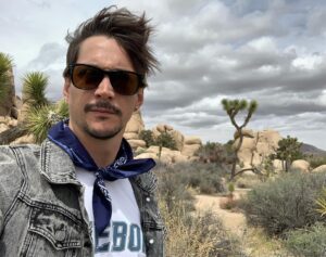 Jose Dammert Instagram - Desierto. #lospicapiedras #california #mantengasudistancia