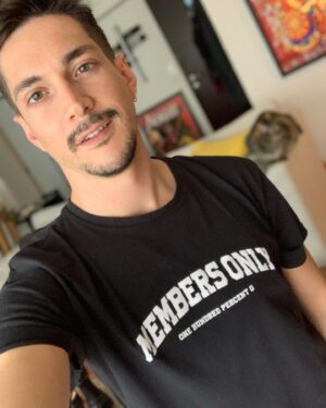 Jose Dammert Instagram - @onehundredpercentg una marca que es una identidad cien por ciento orgullosa. 🌈🤍 #membersonly #onehundredpercentg