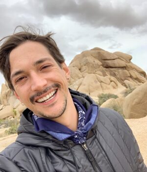 Jose Dammert Instagram - Que la vida los agarre sonriendo! Me quiero poner filosófico porque tengo tanto que decir. Pero la conclusión es esa! Buen día!