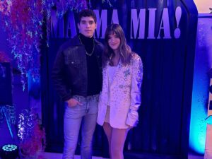 José Giménez-Zapiola Instagram - Estrenamos @mammamiaarg en Buenos Aires con un equipo maravilloso. No se pierdan esta fiesta, que lindo compartirlo con vos mi amor! 💘