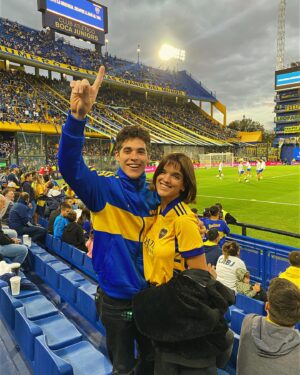 José Giménez-Zapiola Instagram - 4 años de esta foto, cuatro años compartiendo la vida con vos, con vos la vida es mas linda. Gracias por tus risas, por tus palabras, por tu corazón único y gigantezco. Nada mas lindo que la relación que con el tiempo y esfuerzo construimos. Soy un afortunado de tenerte a mi lado Malenga, que así sea siempre 💙💛