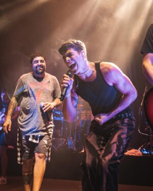 José Giménez-Zapiola Instagram - Tremenda fiesta la de @elcharcolaplata 😎❤️

📸 @godymex