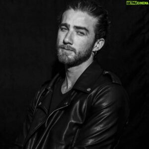 José Luis Badalt Instagram - 🦇🥀