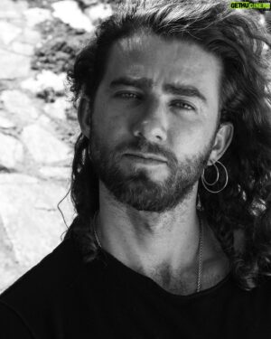 José Luis Badalt Instagram - 🧛🏻. 

#photoshoot #longhairmen