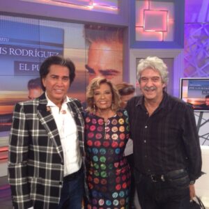 José Luis 'El Puma' Rodríguez Instagram - Se me adelantó María Teresa Campos.
Fina mujer, inteligente, excelente comunicadora. María, tengo de ti el mejor de los recuerdos, ve en paz, el Señor te recibe

ELPUMA.