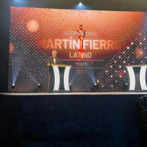 José Luis 'El Puma' Rodríguez Instagram - Hermosa iniciativa de la organización del premio, Martín Fierro de Argentina, llevar este prestigioso reconocimiento de todos los trabajadores de la prensa, radio, televisión y redes a toda América Latina, y por supuesto, no podía faltar la luz que brilla  por siempre, mi querida Susana Jiménez, al lado de otra súper estrella, como es Mirka de Llano.

Gracias por el reconocimiento que me dieron, lo recibí con mucha humildad y amor, de una gente y un país que amo tanto, ARGENTINA!!

Y no podía faltar Carolina, mi ángel de la guarda.