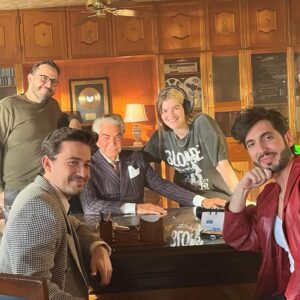 José Luis 'El Puma' Rodríguez Instagram - El detrás de cámara de la grabación del video que pronto podrán disfrutar. Con estos talentosos venezolanos @lagosmusica 

Gracias @thehouseofsuitsmiami por hacerse presentes en la confección del vestuario.