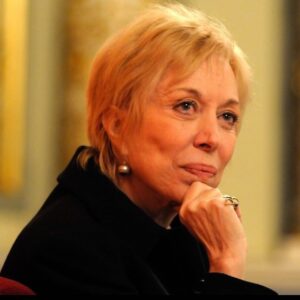 José Luis Gil Instagram - DEP Rosa María Sardá. 
Todo mi respeto y admiración.