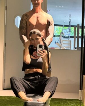 José María Gutiérrez Instagram - Entrenamiento en casa con la mejor compañía @rominabelluscio11 ,

Always in Love babe ❤️❤️❤️😍😍😍💪💪💪