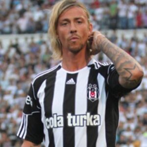 José María Gutiérrez Instagram - Cuantos grandes recuerdos en Turquía.Istanbul&Besiktas mi casa 🏠.❤️❤️❤️