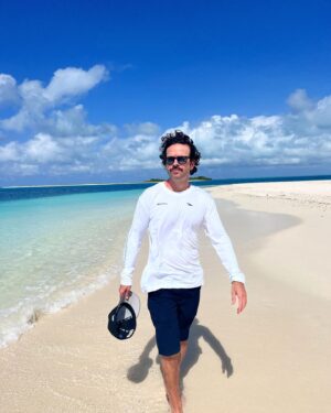 José María Torre Instagram - Segunda vez en este Paraíso increíble de la Venezuela querida #LosRoques tremenda naturaleza , playas virgenes, fundación de tortugas ,gente chevere, una vaina loca ejte lugar
Preparándose pa 2024