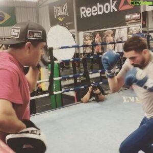 Jose Ramirez Instagram - Very motivated 💪🏼🙏🏼 Bien Motivado 💪🏼🙏🏼 #TeamRamirez #WBC #Boxing