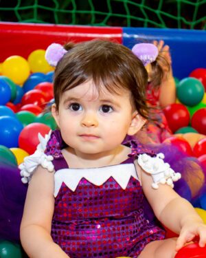 José Victor Pires Instagram - Filha! Que dia especial… que sensação diferente e FELIZ comemorar o seu 1º aniversário, poder ver você aproveitando sua festa cheia de saúde e com sua família do lado! Vc é muito especial Maya… que você seja muito feliz minha filha! To aqui pro que você precisar ❤️ 

📷: @produtoraleocallenzo
