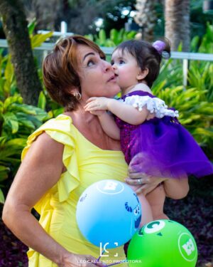 José Victor Pires Instagram - Filha! Que dia especial… que sensação diferente e FELIZ comemorar o seu 1º aniversário, poder ver você aproveitando sua festa cheia de saúde e com sua família do lado! Vc é muito especial Maya… que você seja muito feliz minha filha! To aqui pro que você precisar ❤️ 

📷: @produtoraleocallenzo