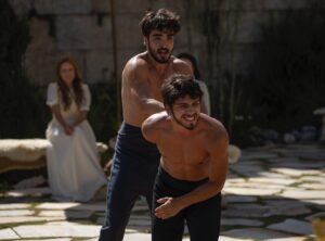 José Victor Pires Instagram - Aimaás mostrando seus Dotes 🙌🏼 passa pro lado