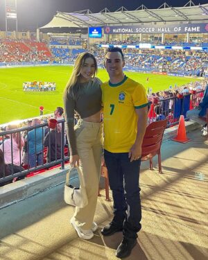 José Vitor Leme Instagram -  1 experiência incrível ao seu lado ❤️
