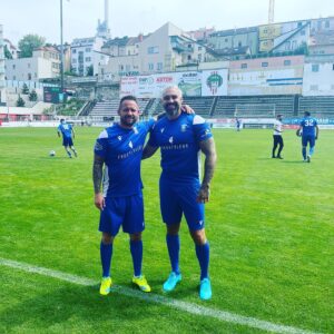 Josef Kůrka Instagram - #jdemnato #sheffieldwednesday #charita #rozluckaskarierou @daniel_pudil36