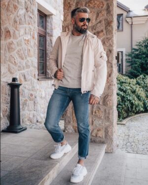Josef Kůrka Instagram - @bogner_czech a já pro vás máme 
10% slevu, která platí do 10.4.2022 na e-shopu www.bogner-eshop.cz a ve všech jejich kamenných prodejnách. Slevový kód PEPA10.
Foceno v prostorách - Parkhotel Popovičky.
Foto: @terezabicakova_foto . Zn. BOGNER letos slaví 90. let na trhu. Děkuji moc,za super profi spolupráci. #bogner #moda #sport #fashion #model #life #is #life #czechboy #best #tattoo #instagood #instagram