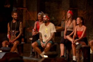 Josef Kůrka Instagram - Makáme na 100% někdy to ale nestačí 🙈🙏 už se těšíte na další díly ? @voyo_cz @survivorceskoslovensko  #survivorcs #survivor #czechboy #instagood #sea