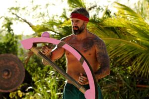 Josef Kůrka Instagram - #survivor2023 🚩 

Vypadá to, že hrdiny na chvíli opustilo jejich štěstí a souboj o odměnu i imunitu prohrály. 😭
Tím pádem putovali na čtvrtou kmenovou radu, kde se zbavili Báry. Myslíte si, že jim to pomůže sblížit kmen a získat tak zpět jejich štěstí? 💫 

Na 8. a 9. díl se můžeme těšit ve středu a čtvrtek na @voyo_cz  @voyo.sk a nebo na 6. a 7. díl na Tv Nova