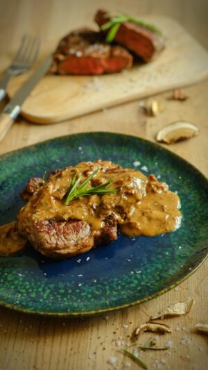 Josef Nemrava Instagram - Omáčka na steak ze sušenejch hub

Vše co potřebujete vědět je ve videu a steak najdete ve videu, které jsem přidal včera.

Kdybych na něco zapoměl, tak se omlouvám a klidně se zeptejte😂🤣🤪

Dobrou chuť