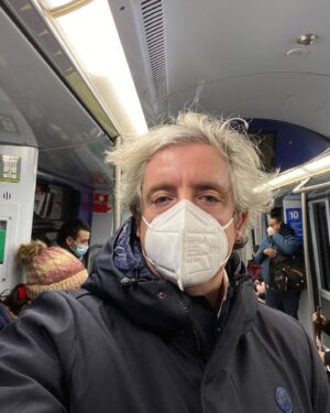 Josep Pedrerol Instagram - En @metro_madrid a currar. ¡Cuidaos mucho!