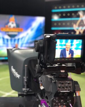 Josep Pedrerol Instagram - Unas risas antes de acostarse @elchiringuitotv (Foto: @borja_velasco)