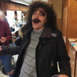 Joseph Mazzello Instagram - #tbt to if @brianmayforreal and Freddie Mercury had a baby. #bohemianrhapsody 
Thoughts @mrgwilymlee @ramimalek ?