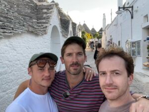Joseph Mazzello Instagram - Finally I can feel less alone. Welcome to 40 Gwilly! One of my all time favorite people. Thank you for sharing my midlife crisis with me in Puglia (and @benhardy for sharing his 3rd life crisis) Can’t wait for Scotland Season 3!!!