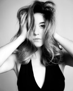 Actress Joséphine Berry HD Instagram Photos and Wallpapers May 2024