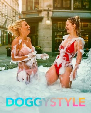 Josephine Park Instagram - D.1. januar er der premiere på DOGGYSTYLE III på @drtv.
Det har endnu engang været helt, helt fantastisk at få lov til at være med.
Jeg håber meget, I vil se det❤️
@annaemmahaudal @dr3tv 

Foto: Tomas Howalt Andersen