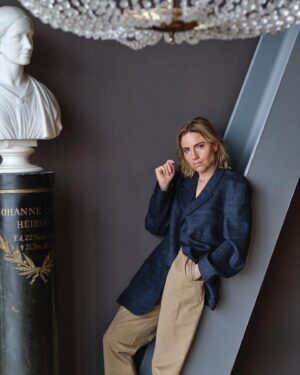 Josephine Park Instagram - Fotos af @carolineabildtrupbagger til @altfordamerne.
Tak for en dejlig dag💙

Styling @saralauridsen_ / @andrea_myron 
MUA @ninalarsenartist