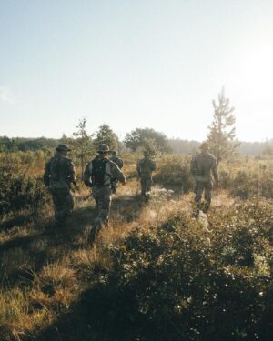 Josh Brueckner Instagram - #Ad Here’s a BTS photo dump from my time out in Georgia with @GOARMY !

Was an amazing experience getting to interview Soldiers on why they joined the Army, compete alongside them for 2 days in the U.S. Army Best Squad Competition and learn what it really means to be all I can be! 

Thank you to @goarmy , my entire team, and the Soldiers that helped me every step of the way through this competition!

If you want to learn more about how you can Be All You Can Be , click the link in my bio! #GoArmyPartner