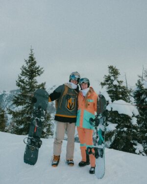 Josh Brueckner Instagram - Parents day out🏂🏔️