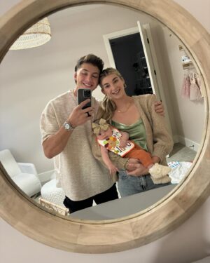 Josh Brueckner Instagram - A lot to be thankful for as always❤️ happy thanksgiving to you and your families! 🦃