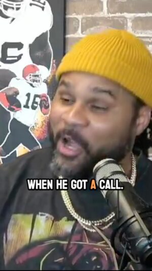 Josh Cribbs Instagram - Joe Flacco’s story was certainly deserving of comeback player of the year ☑️ 🏆 

But Josh’s rendition of how his call from the Browns probably went is Oscar worthy 

#browns #joeflacco #comeback #comebackplayeroftheyear #oscars #nflawards #clevelandbrowns #nfl