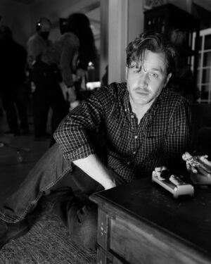 Josh Dallas Instagram - @manifestonnetflix season 4 Part 1. ✈️ 
📸 @mroxburgh