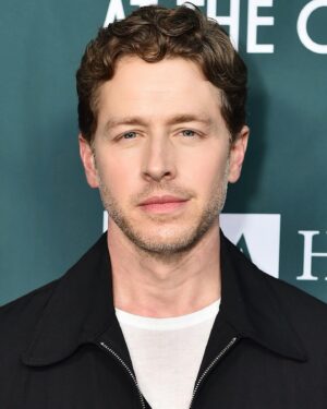 Josh Dallas Instagram - A night at the @geffenplayhouse.