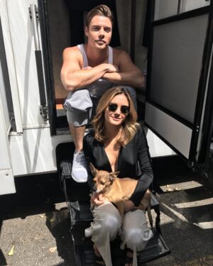 Josh Henderson Instagram - Missin Megan today..😜 and buddy ! Happy Friday y’all ! #thearrangement #kylewestwasaweirdo