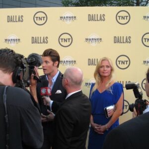 Josh Henderson Instagram - Happy Mother’s Day to my hero. Love you so much mama that I could never express in words. Thank you for everything you’ve done for me in my life and the love and support you continue to give to me. You are the BEST
