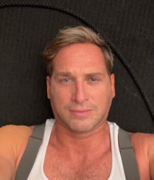 Josh Lucas Instagram - 