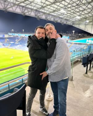 Josh Warrington Instagram - Still pumped from last night💪
What a game, What an atmosphere! ⚽️

Thank you to sponsors Pete Madden & RIM Scaffolding for the hospitality in their infamous ‘party box’ 🤝

Going up as champions? 

***Disclaimer*** “ ‘Party box’ meaning a lively atmosphere, and NOT that any class of drugs are consumed” 

#mot #lufc #alaw #ellandroad #leedsunited