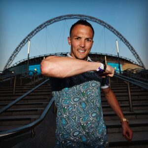 Josh Warrington Instagram - 𝟯 𝘁𝗶𝗺𝗲, 𝟮 𝘄𝗲𝗶𝗴𝗵𝘁 🎯 

@j_warrington looks to create more history on September 21!

#RiyadhSeasonCard #CacaceWarrington #JoshuaDubois #AndTheNew