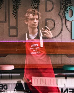 Josh Whitehouse Instagram - Anybody want a burger? Croquette? On set for “I Love Amsterdam and You” #Febo #amsterdam