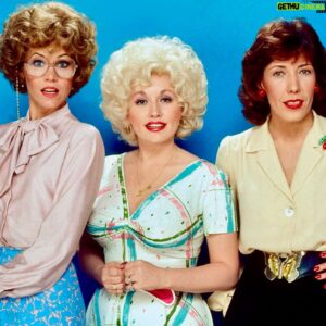 Joshua Grannell Instagram - Pour yourself a cup of ambition! This week on the Midnight Mass Podcast, Peaches and Michael are gathering around the watercooler in celebration of 1980’s 9 TO 5! In addition to discussing this undeniable classic’s crucial feminist messaging, our hosts delve into the power of Jane Fonda, Lily Tomlin, and Dolly Parton as pop culture defining powerhouses. Joining the conversation is horror icon Felissa Rose, who not only speaks to a deep obsession with this forever fave, but also unpacks what it means for women working in the industry and beyond. Then, drag legend Varla Jean Merman stops by to dig into how seeing the film as a kid helped cement her own approach to acting…and fostered a lifetime of inspiration. From M&Ms to Skinny & Sweet, this episode has it all! Go!  PEACHESCHRIST.com

#9to5 #9to5movie #dollyparton ##janefonda #lilytomlin #midnightmasspodcast #peacheschrist #varlajeanmerman #felissarose #michaelvarrati