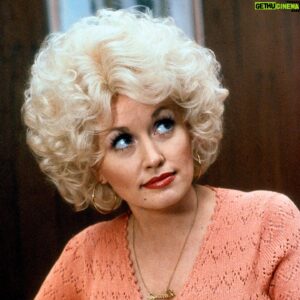 Joshua Grannell Instagram - Pour yourself a cup of ambition! This week on the Midnight Mass Podcast, Peaches and Michael are gathering around the watercooler in celebration of 1980’s 9 TO 5! In addition to discussing this undeniable classic’s crucial feminist messaging, our hosts delve into the power of Jane Fonda, Lily Tomlin, and Dolly Parton as pop culture defining powerhouses. Joining the conversation is horror icon Felissa Rose, who not only speaks to a deep obsession with this forever fave, but also unpacks what it means for women working in the industry and beyond. Then, drag legend Varla Jean Merman stops by to dig into how seeing the film as a kid helped cement her own approach to acting…and fostered a lifetime of inspiration. From M&Ms to Skinny & Sweet, this episode has it all! Go!  PEACHESCHRIST.com

#9to5 #9to5movie #dollyparton ##janefonda #lilytomlin #midnightmasspodcast #peacheschrist #varlajeanmerman #felissarose #michaelvarrati